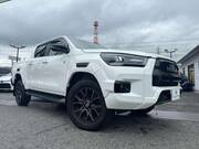 2023 TOYOTA HILUX