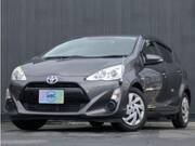 2015 TOYOTA AQUA