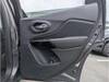 CHRYSLER JEEP CHEROKEE