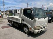 2011 HINO DUTRO
