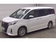 2017 TOYOTA NOAH