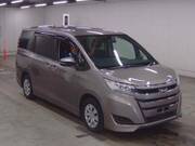 2017 TOYOTA NOAH X