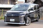 2023 TOYOTA VOXY
