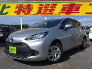 2022 TOYOTA AQUA (Left Hand Drive)