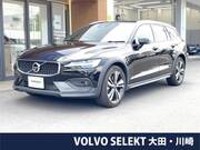 2021 VOLVO V60