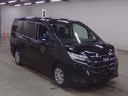 2021 TOYOTA NOAH X