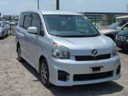 2013 TOYOTA VOXY Z