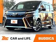 2020 TOYOTA VOXY