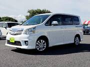 2012 TOYOTA NOAH