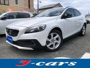 2014 VOLVO V40