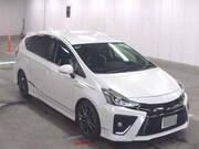 2017 TOYOTA PRIUS ALPHA