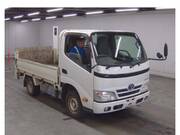 2013 TOYOTA DYNA