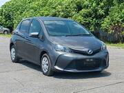2015 TOYOTA VITZ F