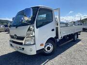 2011 HINO DUTRO