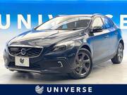 2015 VOLVO V40