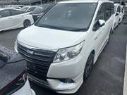 2014 TOYOTA NOAH