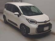 2023 TOYOTA SIENTA