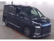 2022 TOYOTA VOXY