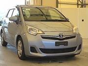 2013 TOYOTA RACTIS G