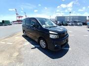2010 TOYOTA VOXY ZS