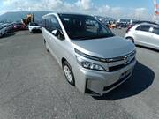 2018 TOYOTA VOXY X