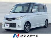 2010 NISSAN ROOX