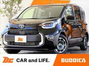 2025 TOYOTA SIENTA