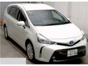 2017 TOYOTA PRIUS ALPHA