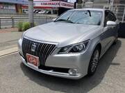 2015 TOYOTA CROWN MAJESTA