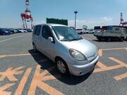 2001 TOYOTA FUNCARGO X