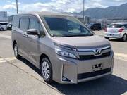 2020 TOYOTA VOXY X