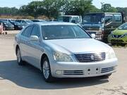 2004 TOYOTA CROWN