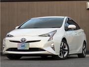 2018 TOYOTA PRIUS
