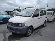 2004 TOYOTA LITEACE VAN DX