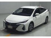 2020 TOYOTA PRIUS PHV