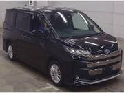 2022 TOYOTA NOAH