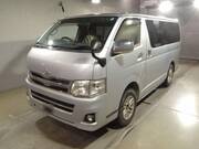 2013 TOYOTA HIACE VAN