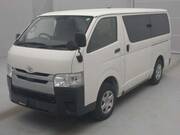2019 TOYOTA HIACE VAN