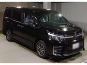 2017 TOYOTA VOXY