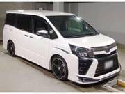 2018 TOYOTA VOXY
