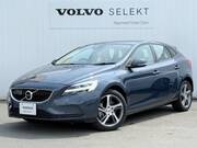 2018 VOLVO V40
