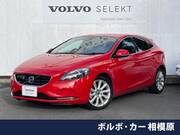 2014 VOLVO V40