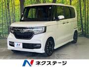 2017 HONDA N-BOX CUSTOM