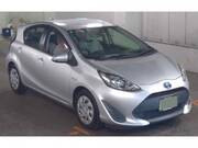 2017 TOYOTA AQUA