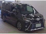 2017 TOYOTA VOXY