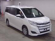 2021 TOYOTA NOAH X