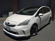 2011 TOYOTA PRIUS ALPHA