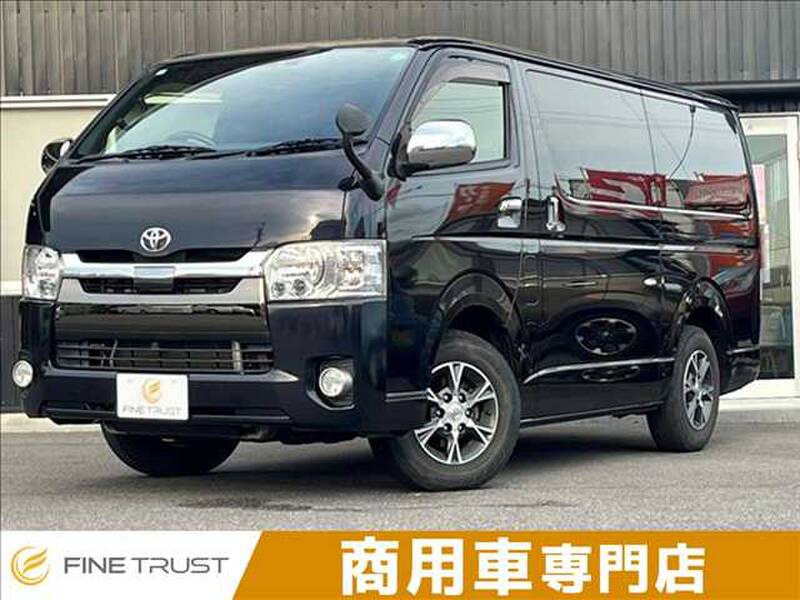 -HIACE VAN