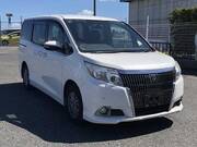 2015 TOYOTA ESQUIRE