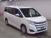2020 TOYOTA NOAH X